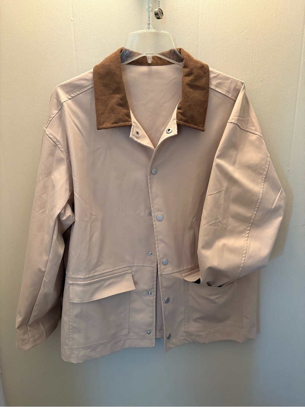 PERFECT for Fall! Women’s Tan Barn Jacket with Brown Corduroy Collar